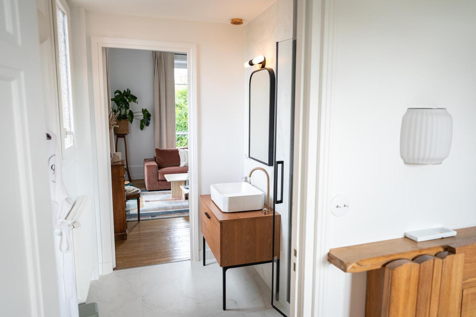 La Grande Maison Lgm Lesches Esterno foto