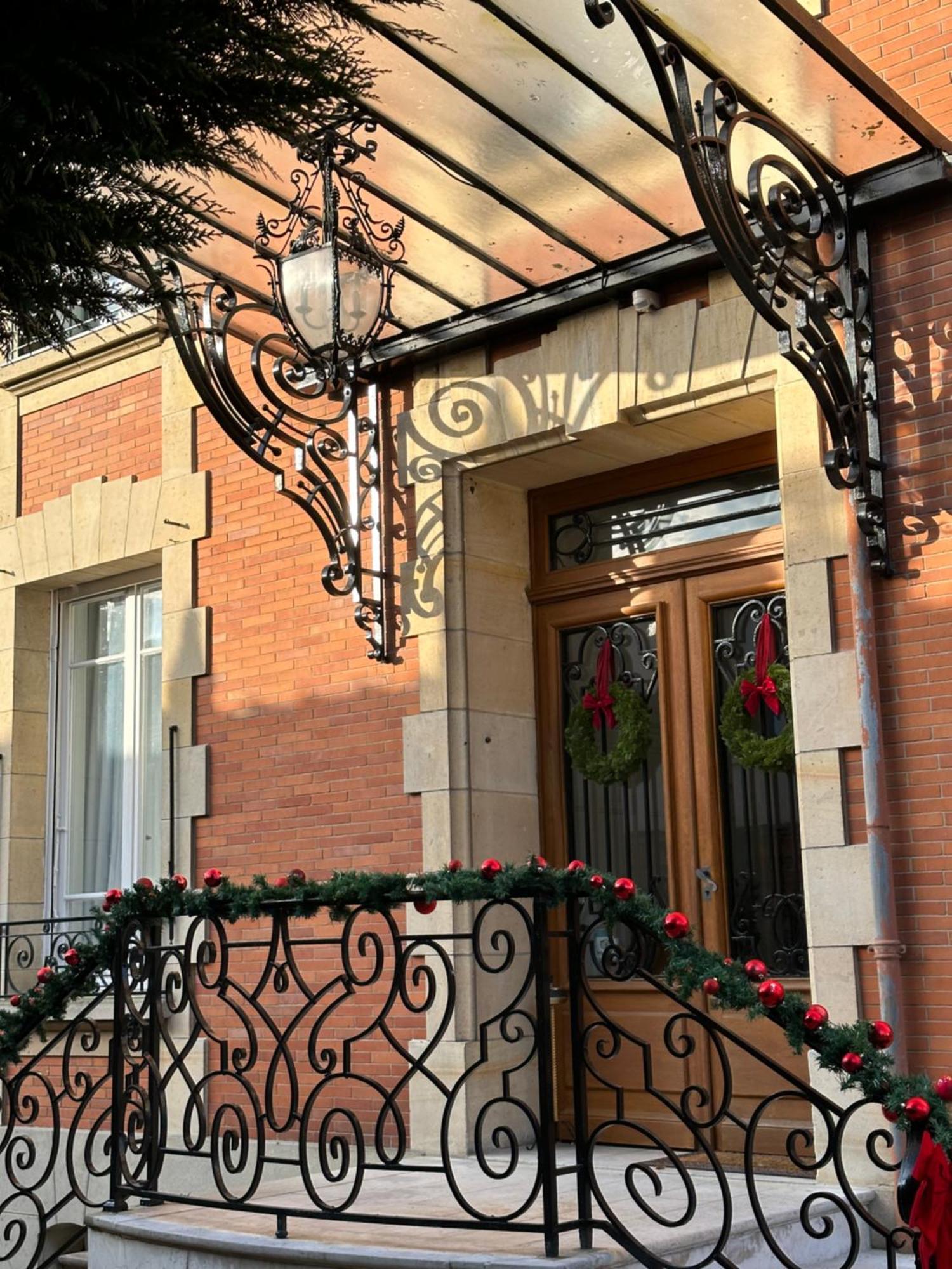 La Grande Maison Lgm Lesches Esterno foto